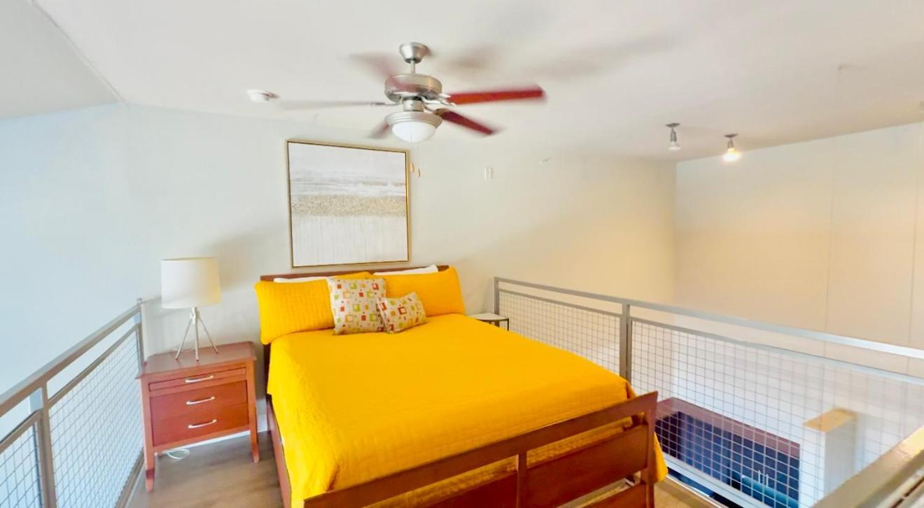 Vanity 2 Bedroom Loft Downtown Ft Worth Fort Worth